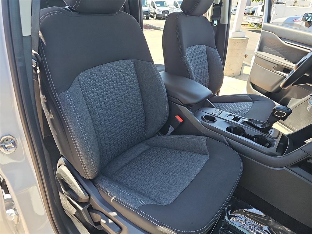 new 2025 Ford Ranger car, priced at $33,820