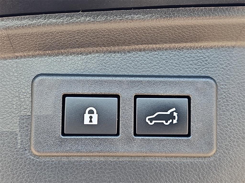 used 2022 Subaru Outback car, priced at $24,998