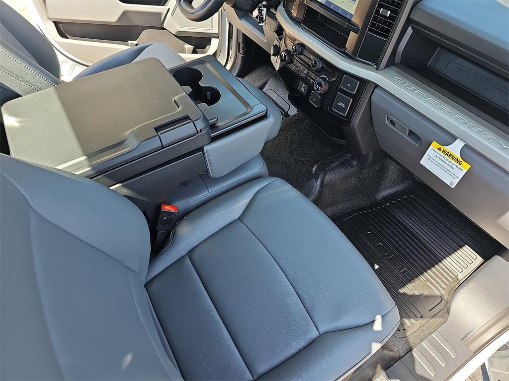 new 2025 Ford F-250 car, priced at $49,629