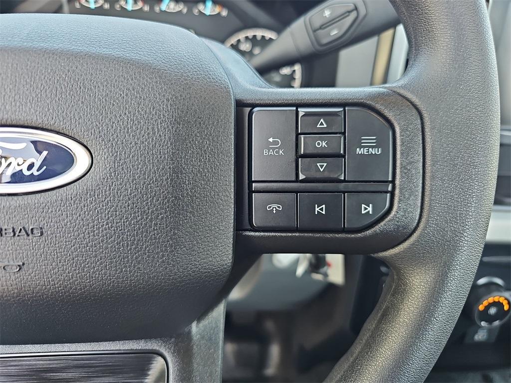 new 2025 Ford F-250 car, priced at $49,629