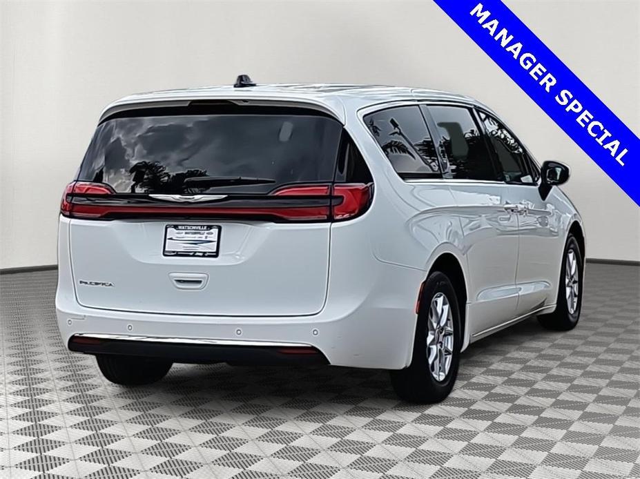 used 2023 Chrysler Pacifica car, priced at $25,488