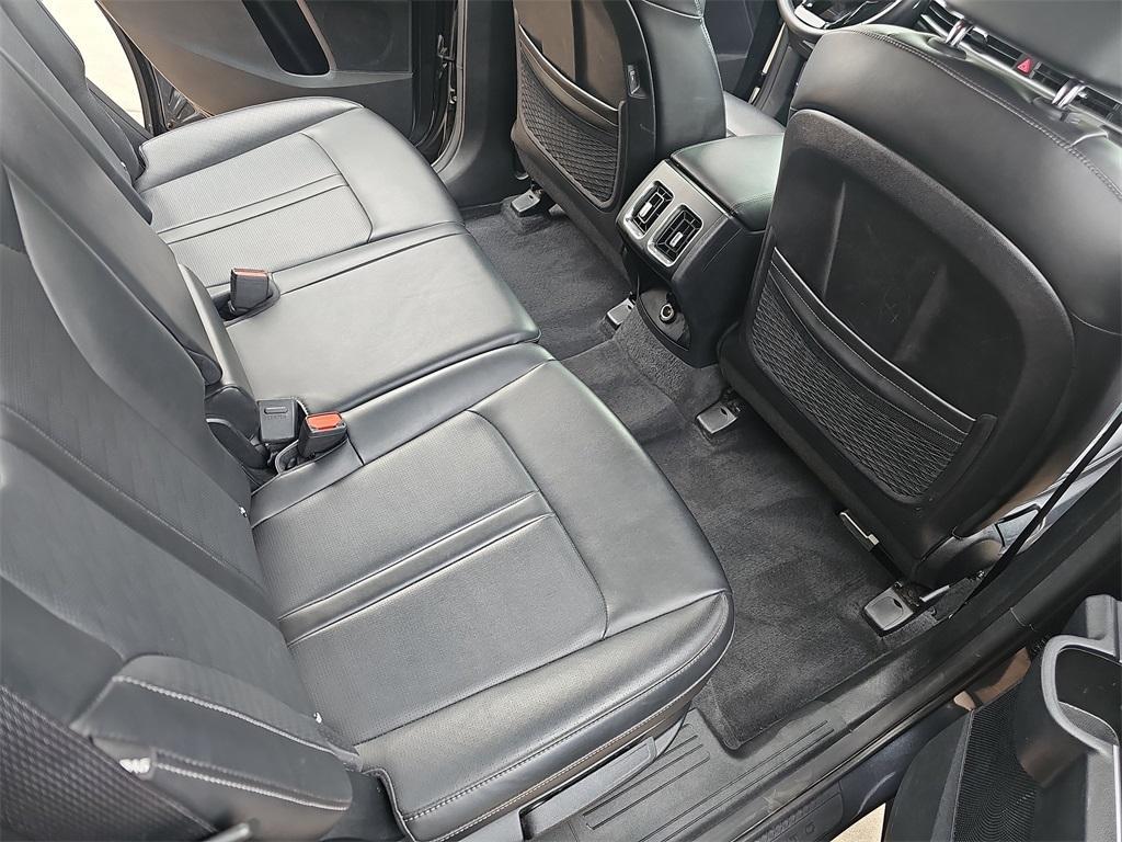 used 2024 Kia Sorento car, priced at $31,998