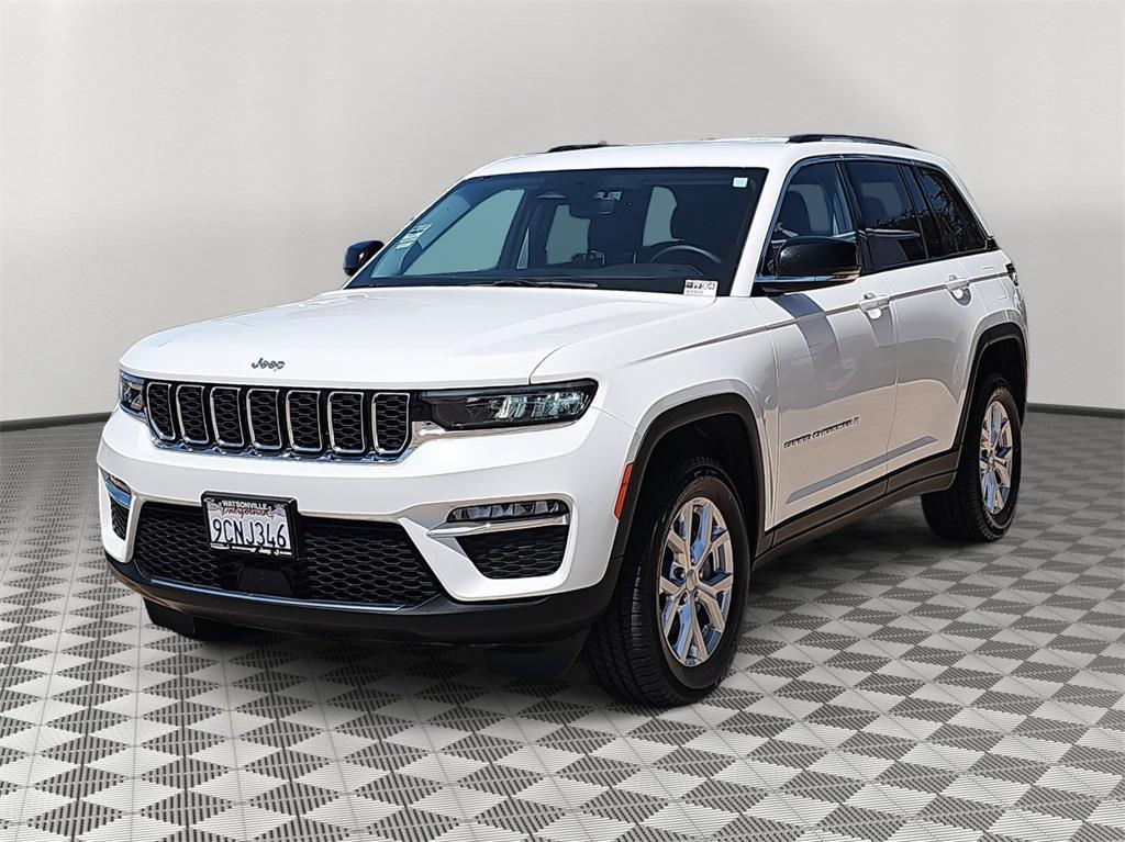 used 2023 Jeep Grand Cherokee car, priced at $30,948