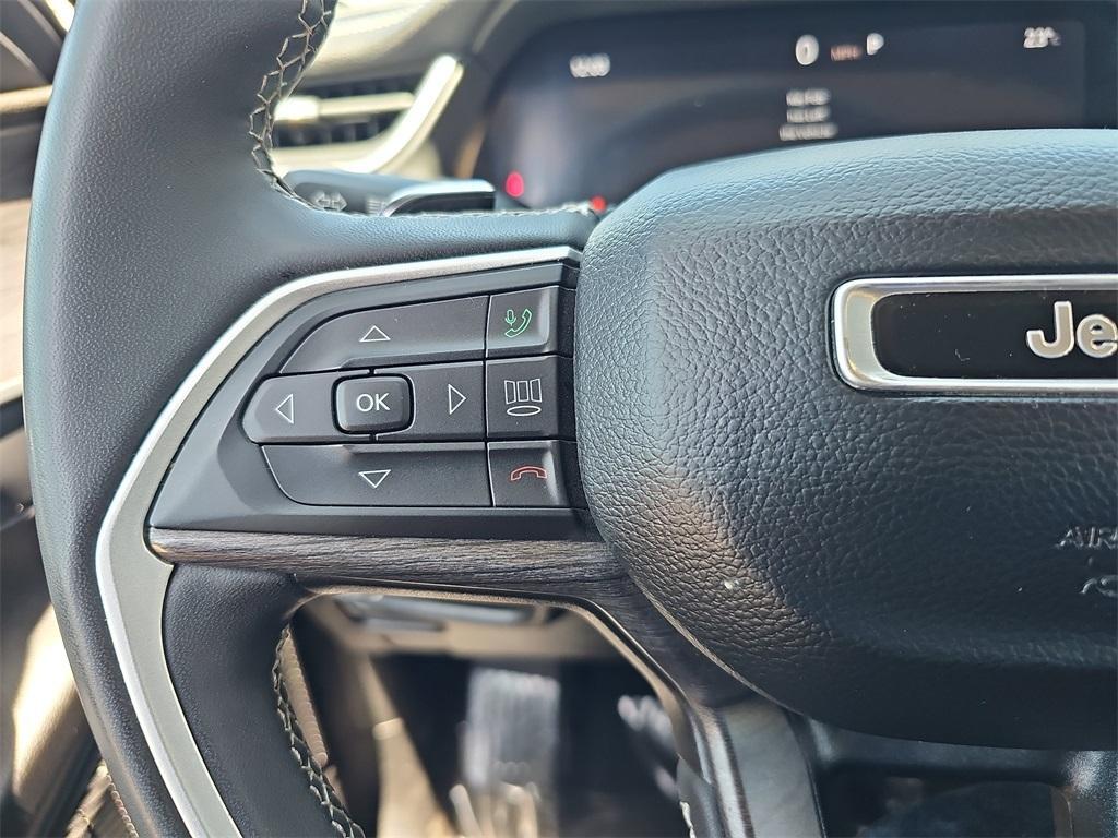used 2023 Jeep Grand Cherokee car, priced at $30,948