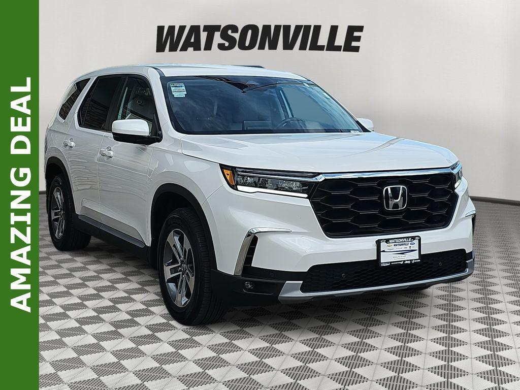 used 2025 Honda Pilot car, priced at $36,780