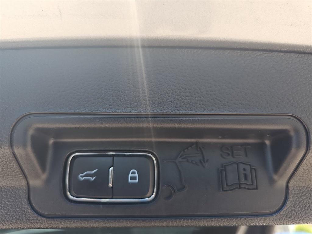 used 2023 Ford Explorer car, priced at $31,998