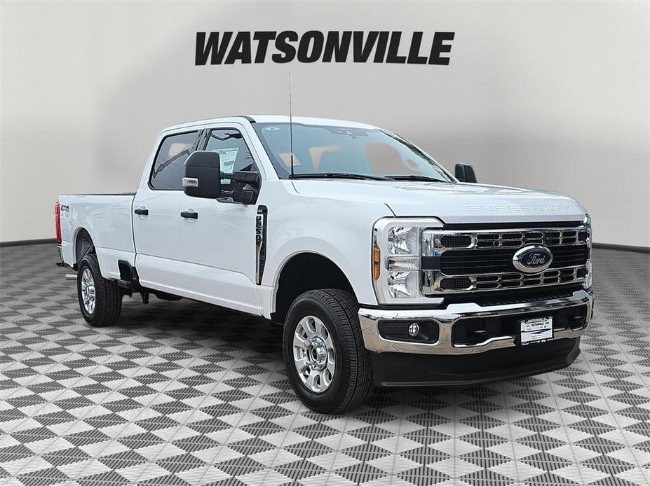 new 2024 Ford F-250 car, priced at $52,645