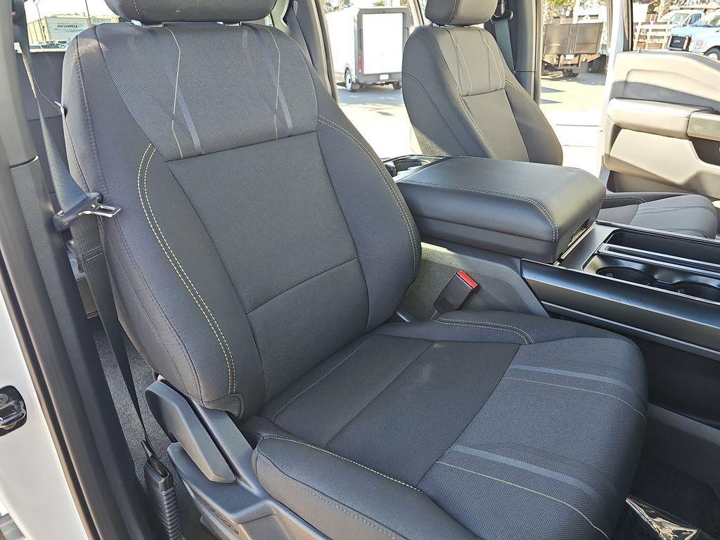 new 2025 Ford F-150 car, priced at $51,260