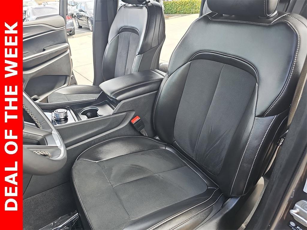 used 2024 Jeep Grand Cherokee L car, priced at $27,998