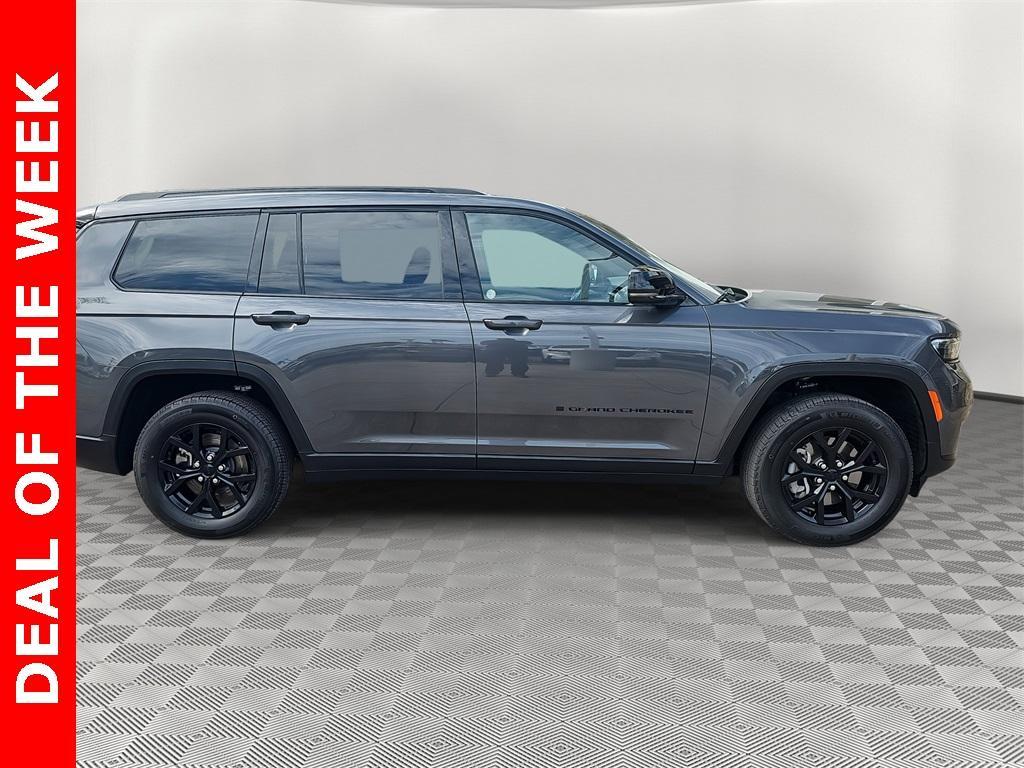 used 2024 Jeep Grand Cherokee L car, priced at $27,998