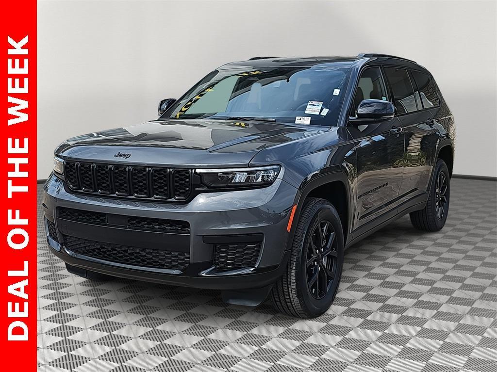 used 2024 Jeep Grand Cherokee L car, priced at $27,998