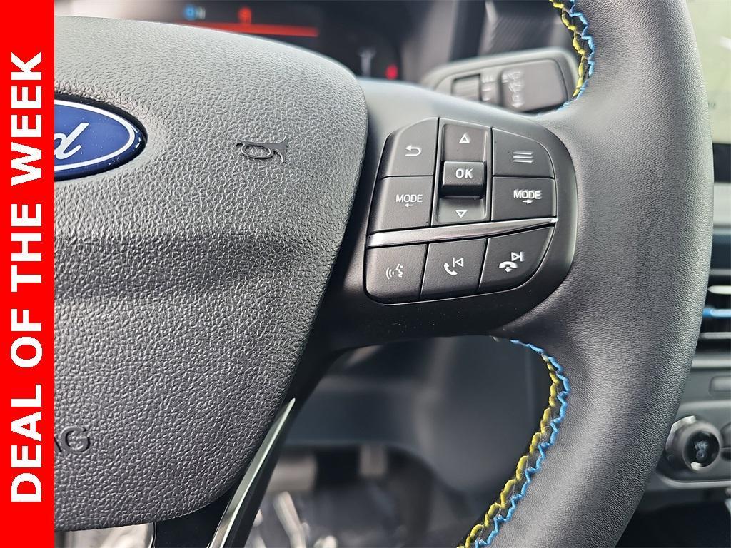 new 2025 Ford Maverick car, priced at $35,580