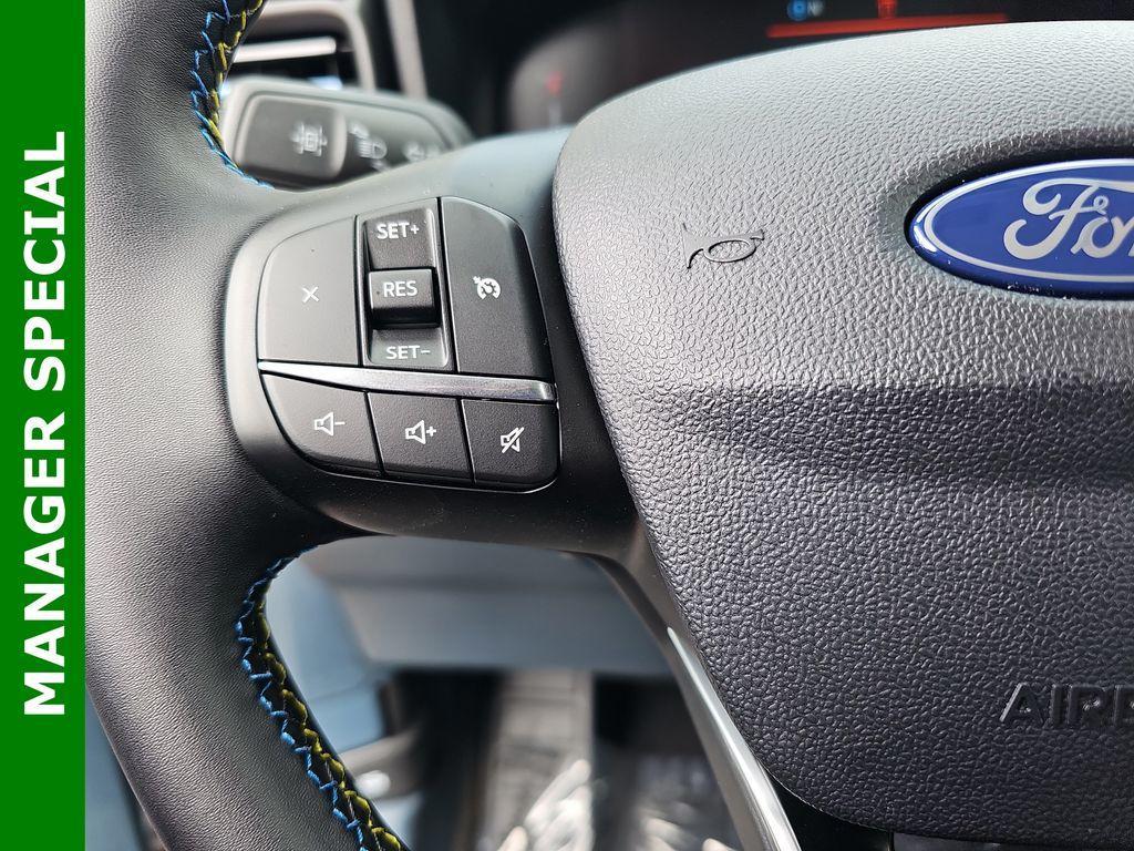 new 2025 Ford Maverick car, priced at $34,001