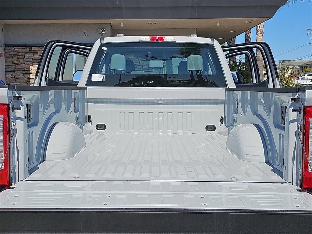 new 2025 Ford F-250 car, priced at $56,563