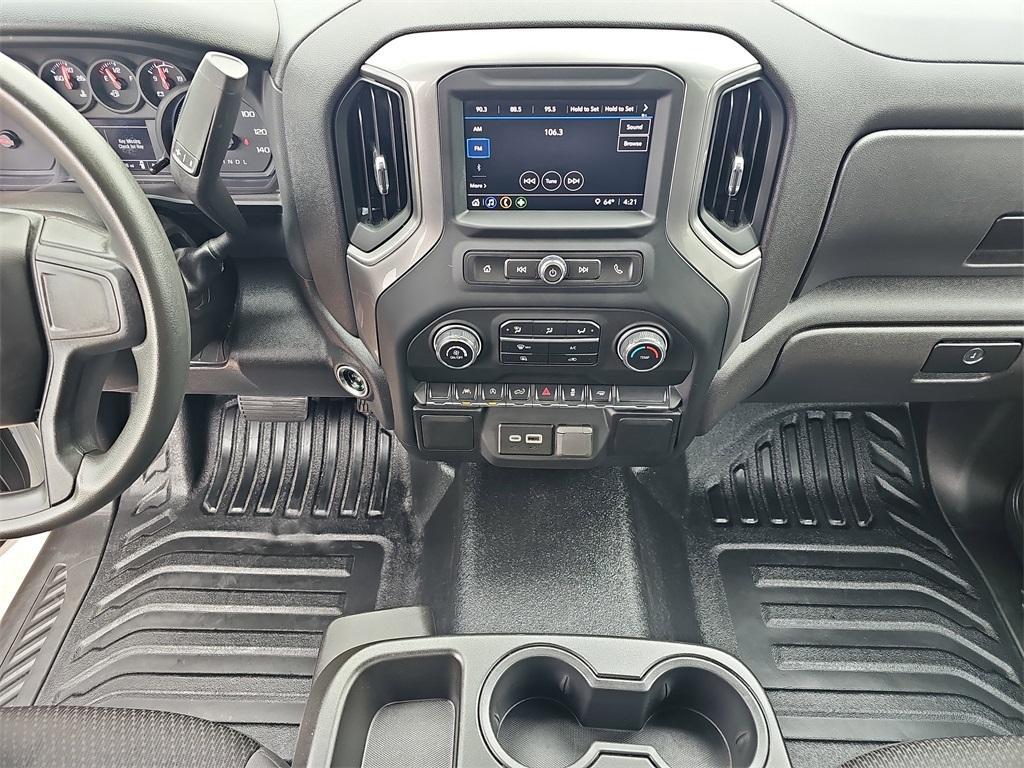 used 2024 Chevrolet Silverado 1500 car, priced at $34,679