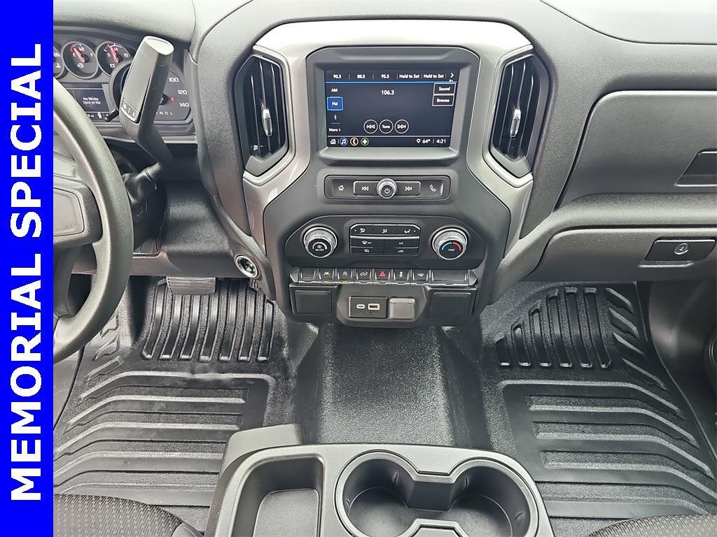 used 2024 Chevrolet Silverado 1500 car, priced at $33,615