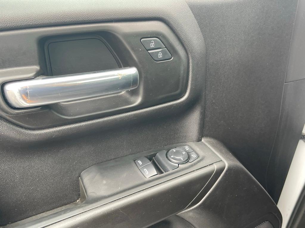 used 2024 Chevrolet Silverado 1500 car, priced at $34,989