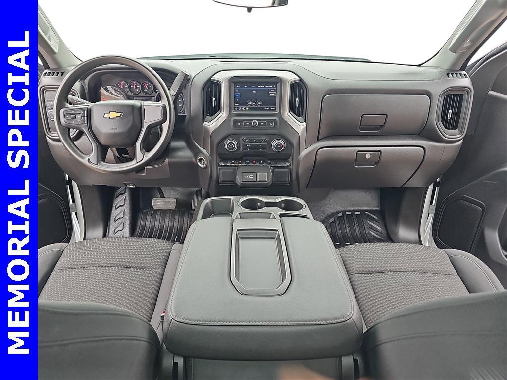 used 2024 Chevrolet Silverado 1500 car, priced at $33,615