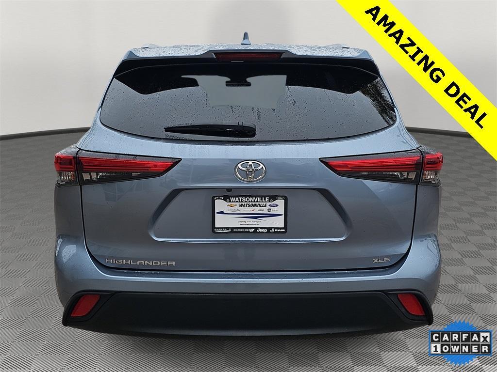 used 2022 Toyota Highlander car, priced at $32,671