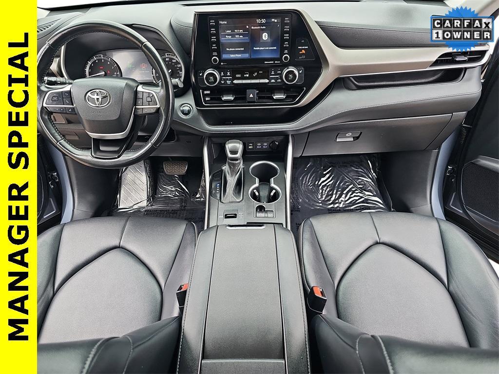used 2022 Toyota Highlander car, priced at $31,994