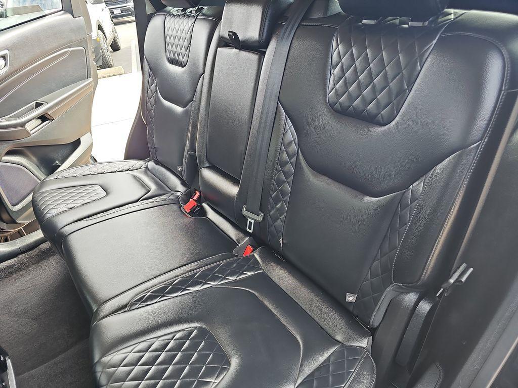 used 2023 Ford Edge car, priced at $23,419