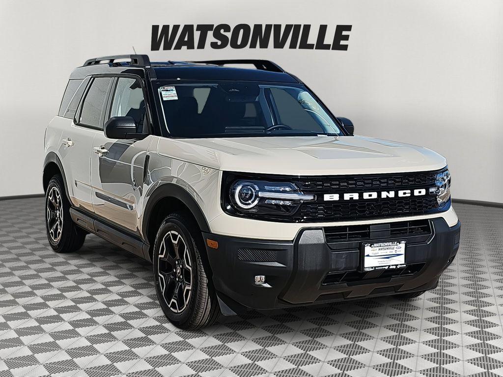new 2025 Ford Bronco Sport car, priced at $35,963