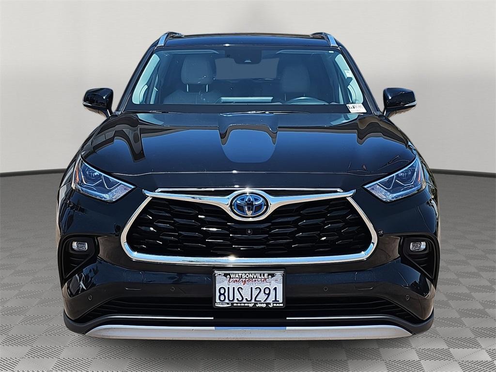 used 2021 Toyota Highlander Hybrid car, priced at $40,674