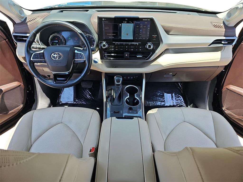 used 2021 Toyota Highlander Hybrid car, priced at $40,674