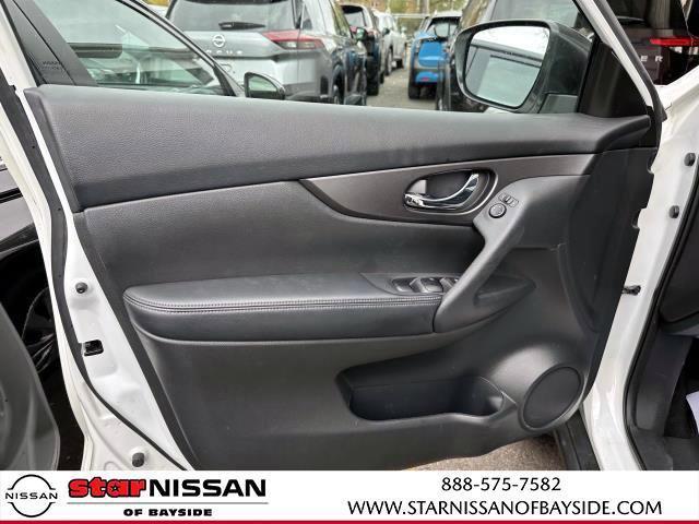 used 2016 Nissan Rogue car, priced at $14,995