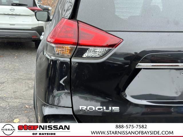 used 2018 Nissan Rogue car