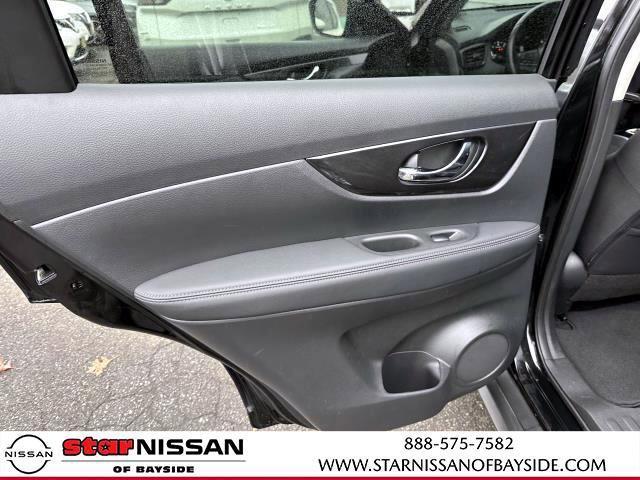 used 2018 Nissan Rogue car