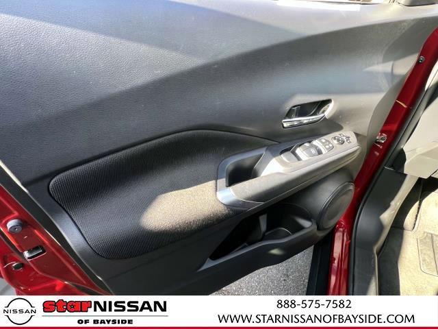 used 2023 Nissan Kicks car