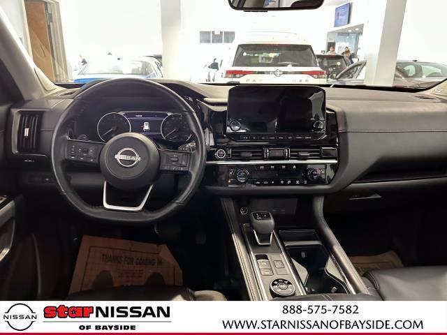 used 2023 Nissan Pathfinder car