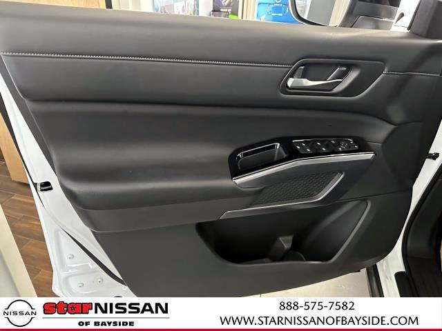 used 2023 Nissan Pathfinder car