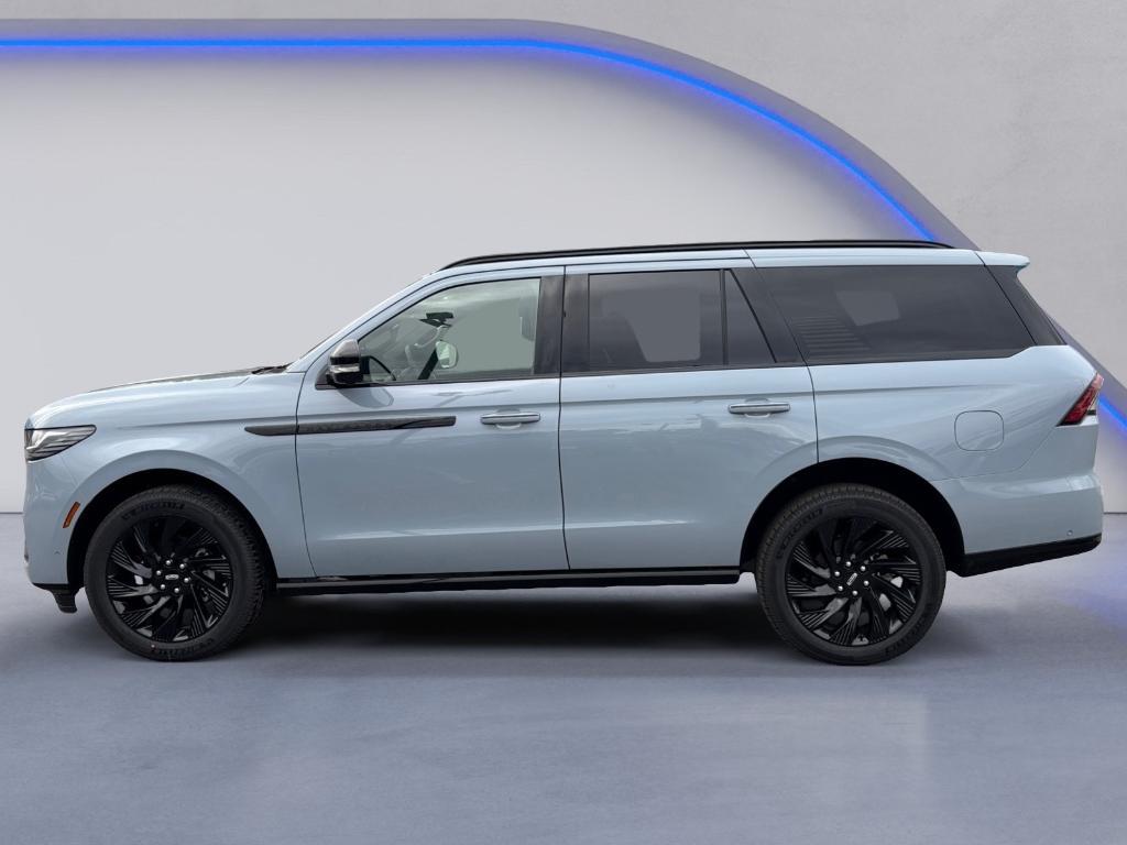 new 2025 Lincoln Navigator car, priced at $107,133