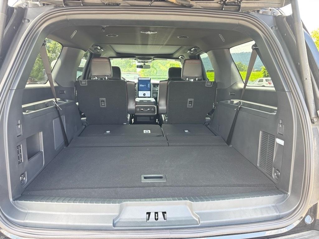 new 2024 Ford Expedition Max car, priced at $70,930