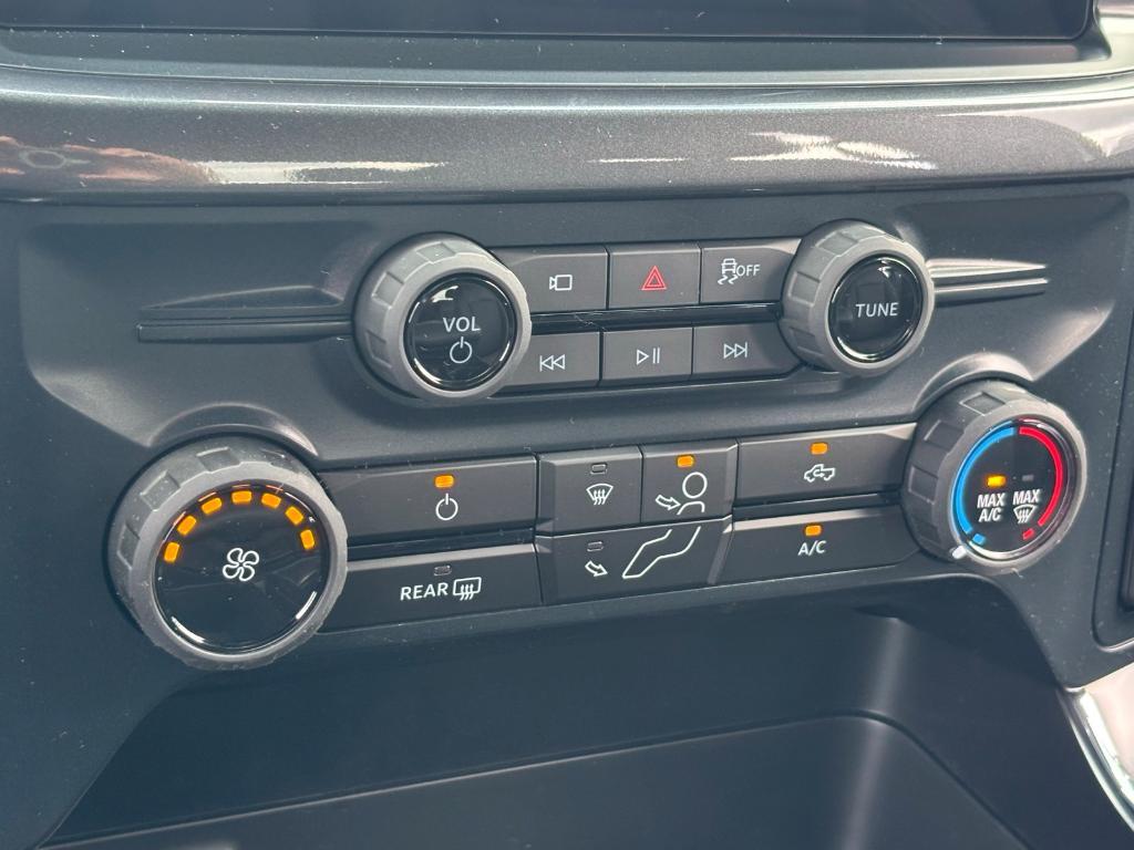 new 2025 Ford F-150 car, priced at $47,107