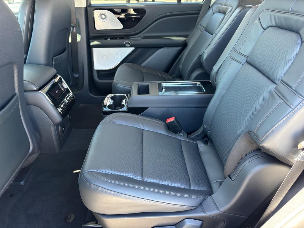 new 2026 Lincoln Aviator car, priced at $81,900