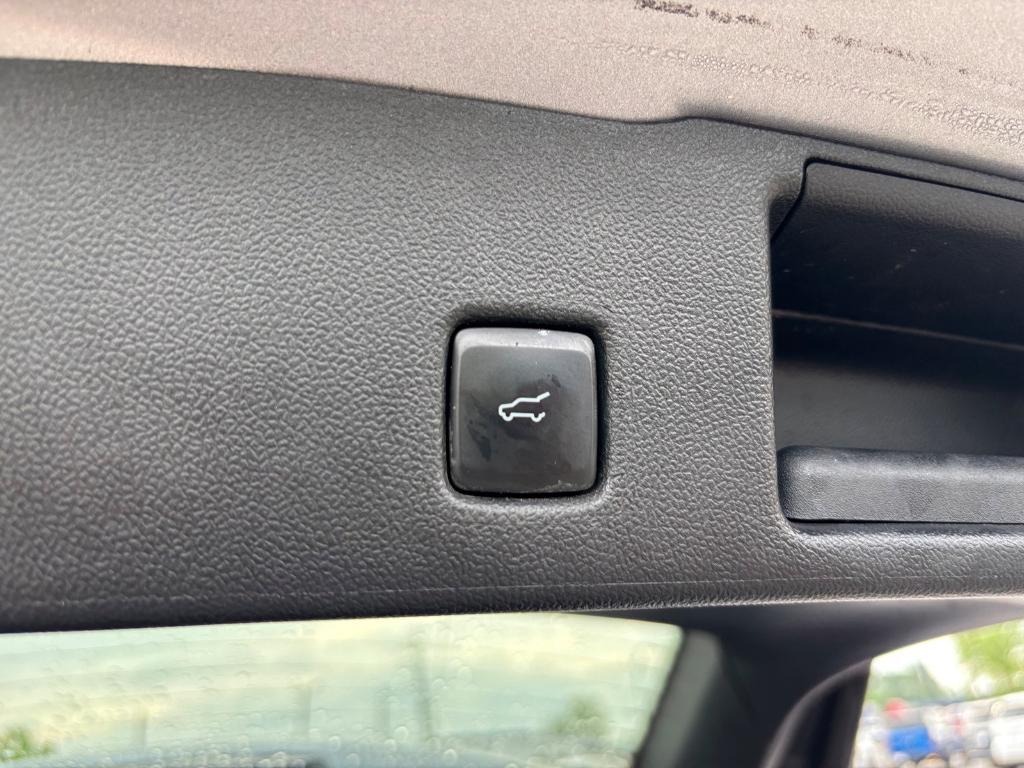 used 2022 Ford Escape car, priced at $14,995