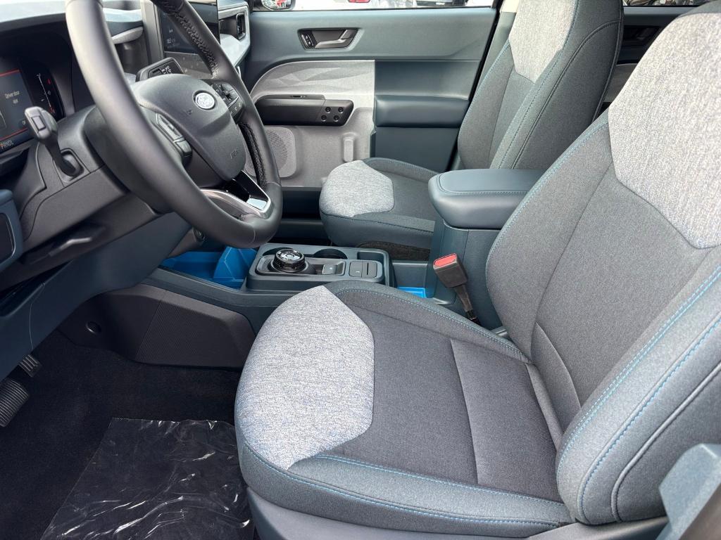 new 2025 Ford Maverick car, priced at $32,424