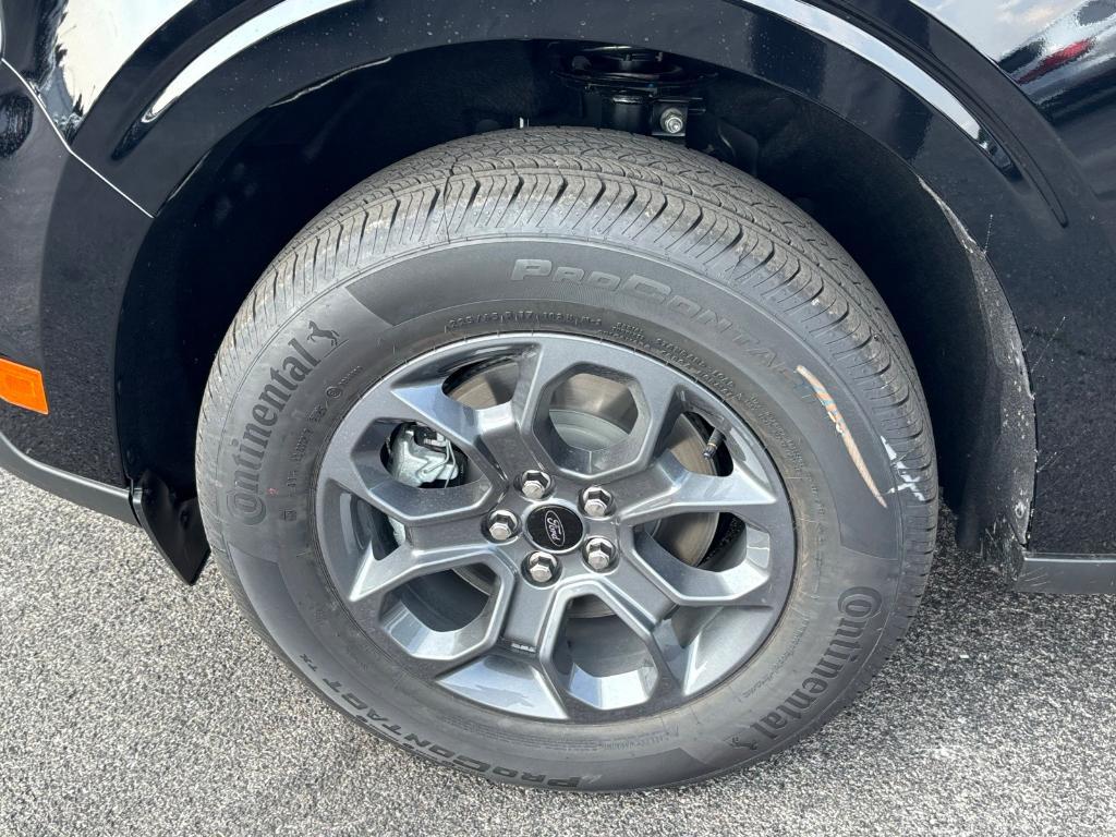 new 2025 Ford Maverick car, priced at $32,424