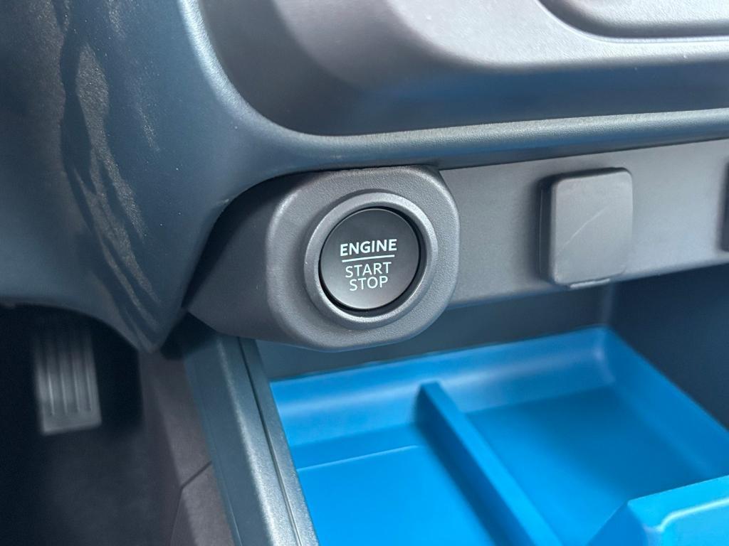 new 2025 Ford Maverick car, priced at $32,424