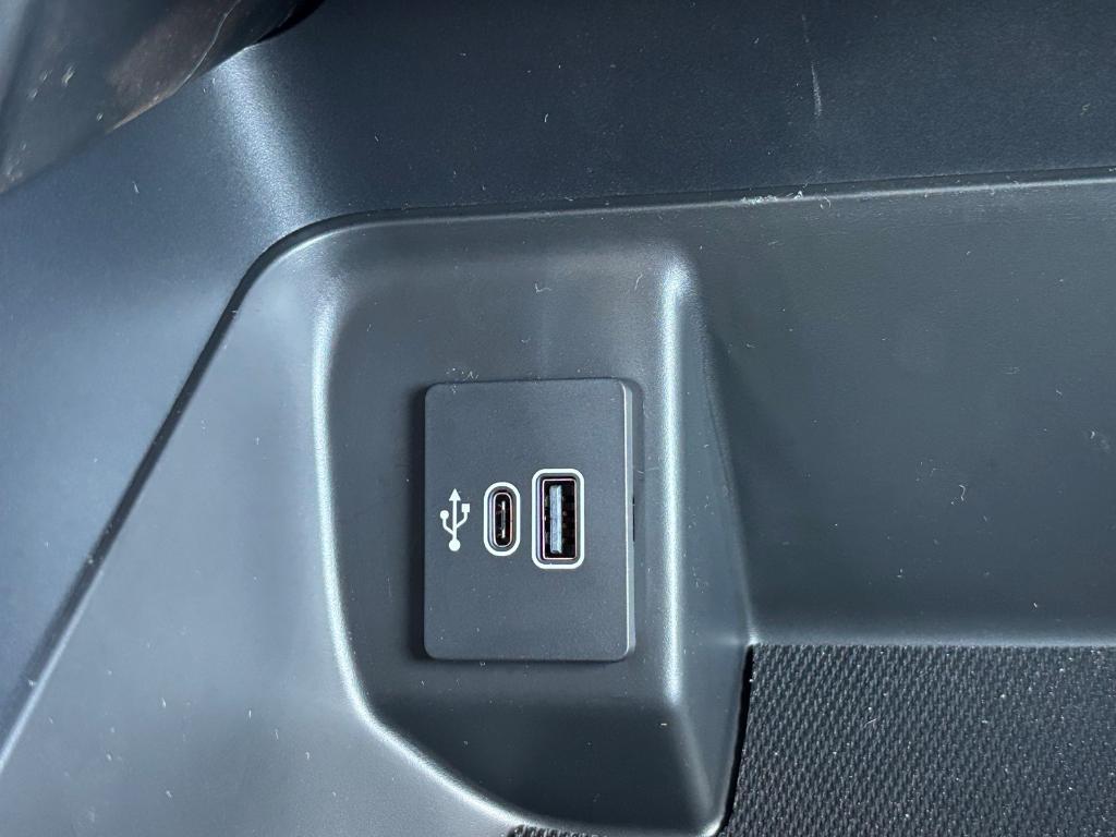 new 2025 Ford F-150 car, priced at $44,555