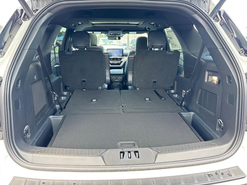 new 2025 Ford Explorer car, priced at $48,560