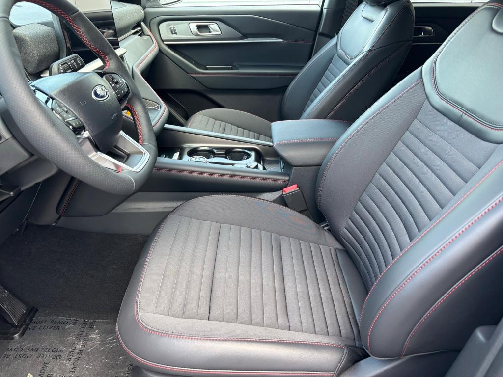 new 2025 Ford Explorer car, priced at $48,560