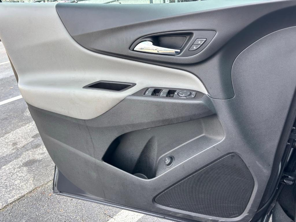 used 2022 Chevrolet Equinox car, priced at $16,910