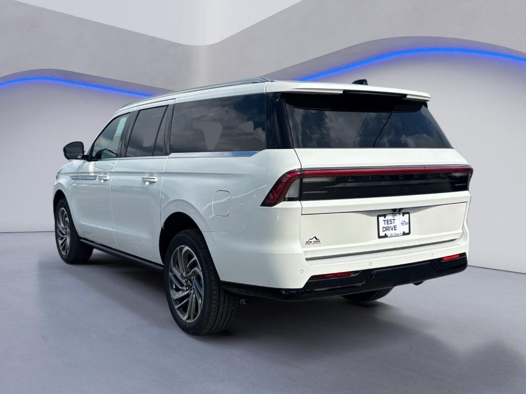 new 2025 Lincoln Navigator L car, priced at $104,203