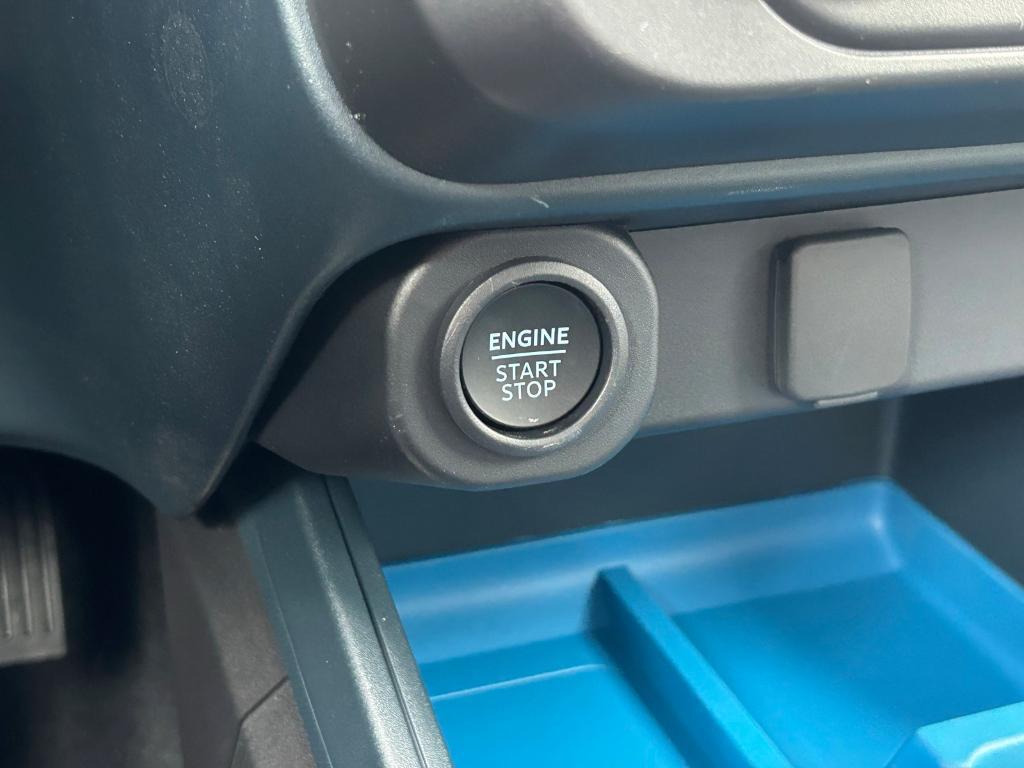 new 2025 Ford Maverick car, priced at $32,006