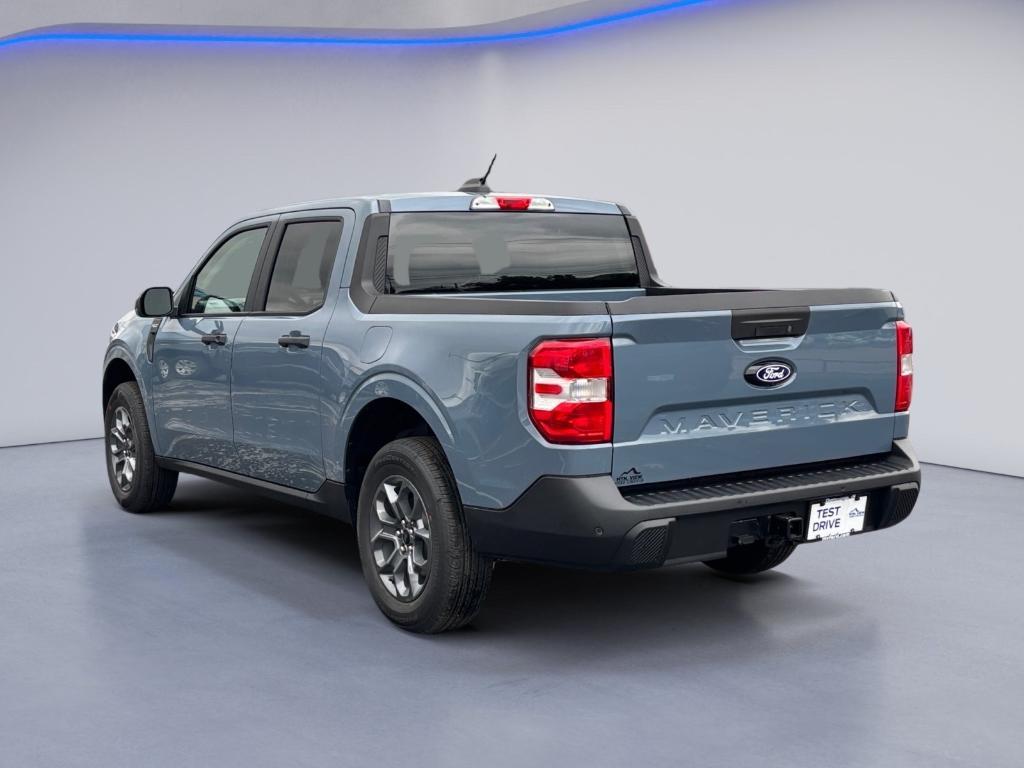 new 2025 Ford Maverick car, priced at $32,006