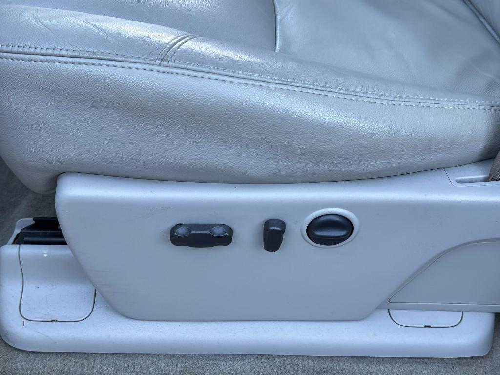 used 2010 GMC Sierra 2500 car, priced at $19,900